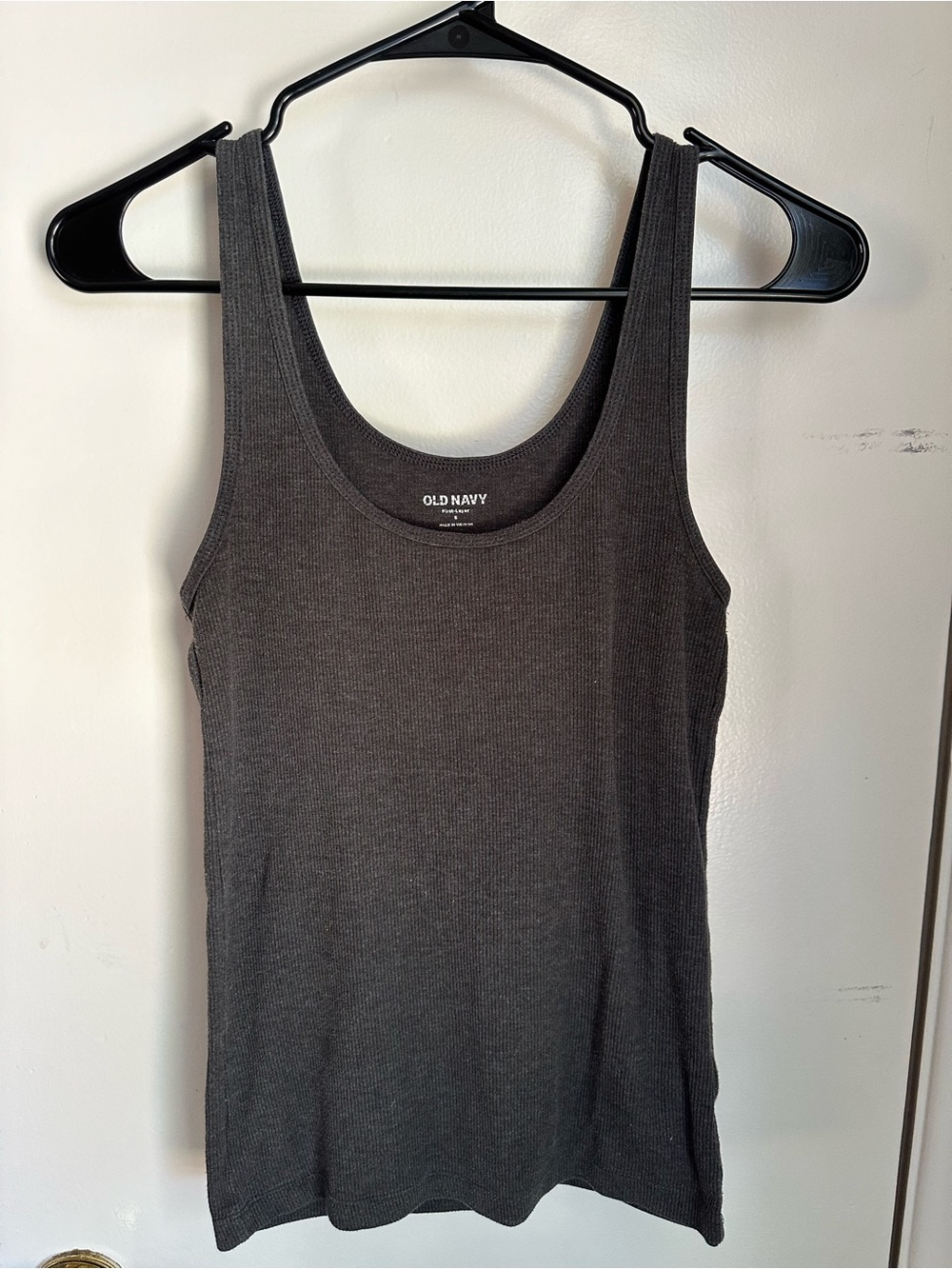 Old Navy Women's Charcoal Ribbed Tank Top